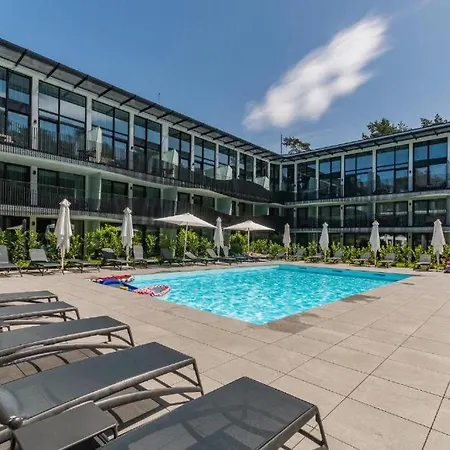 ホテル Bursztynowe Brzozowa 6 4*