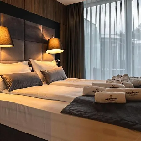 Bursztynowe Brzozowa 6 ホテル ステグナ