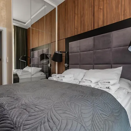 Hotel Bursztynowe Brzozowa 6 4*